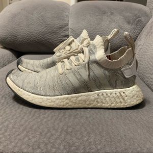Men’s 7 Addidas NMD R2 Boost